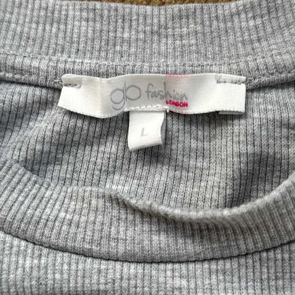 Grey Baby Tee - Picture 3 of 4